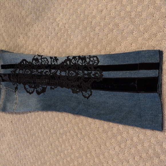 Roberto Cavalli vintage denim jeans with silk and velvet embroidery - Picture 8 of 16